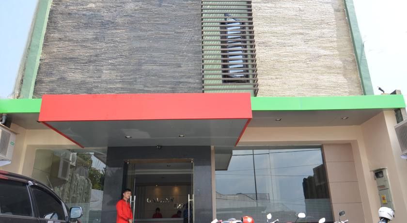 Galaxy Inn Baubau 외부 사진